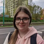 Сара Курчыньска